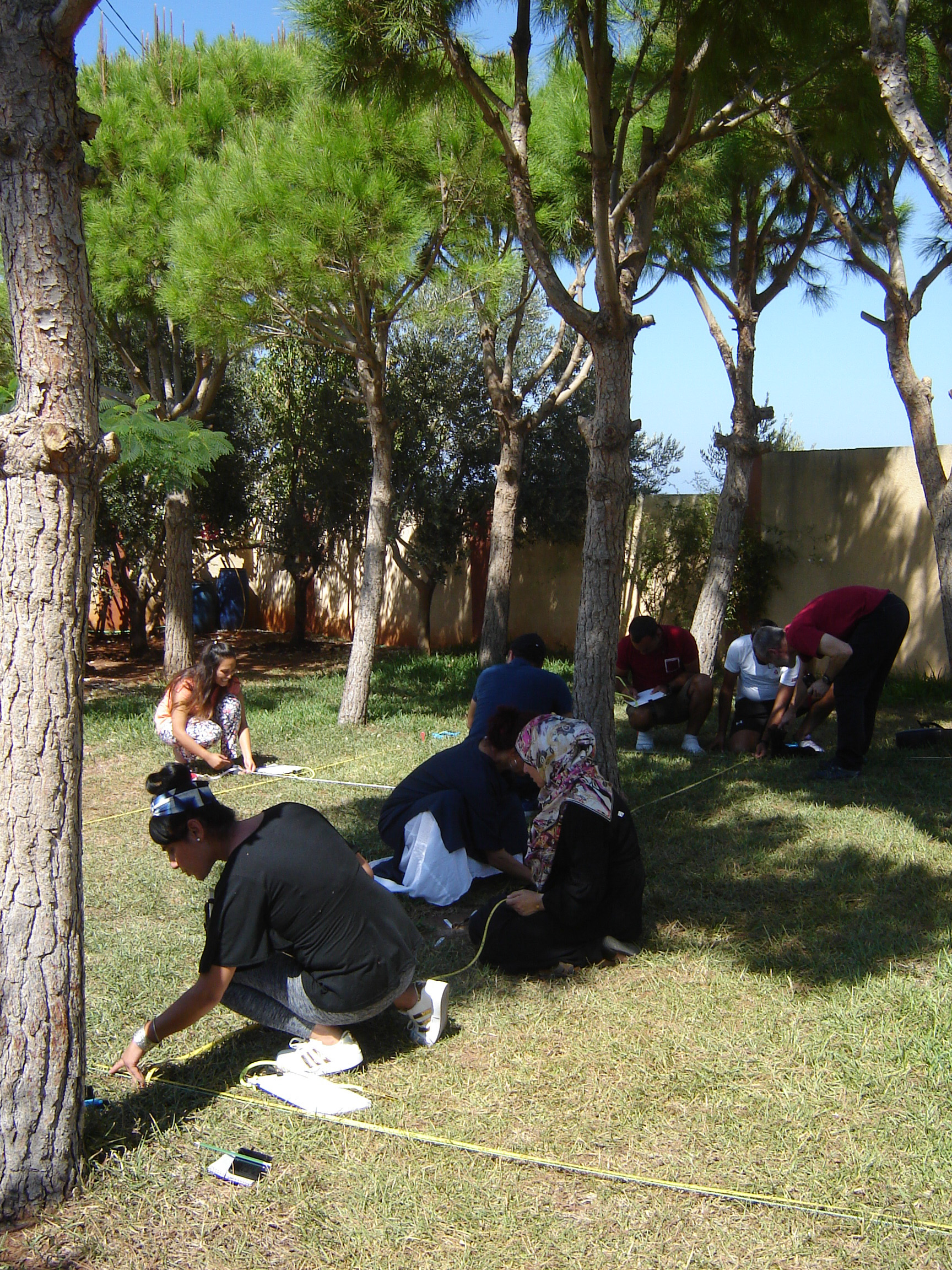 Dry practical 2D surveying exercise in the classroom's garden